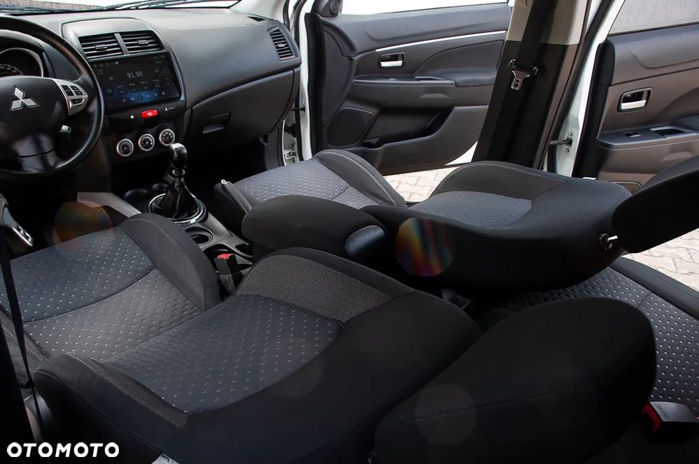 Mitsubishi ASX 1.8 DI-D 2WD Intense - 24