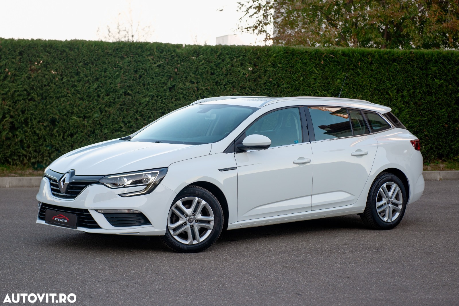 Renault Megane BLUE dCi 115 BUSINESS EDITION - 6