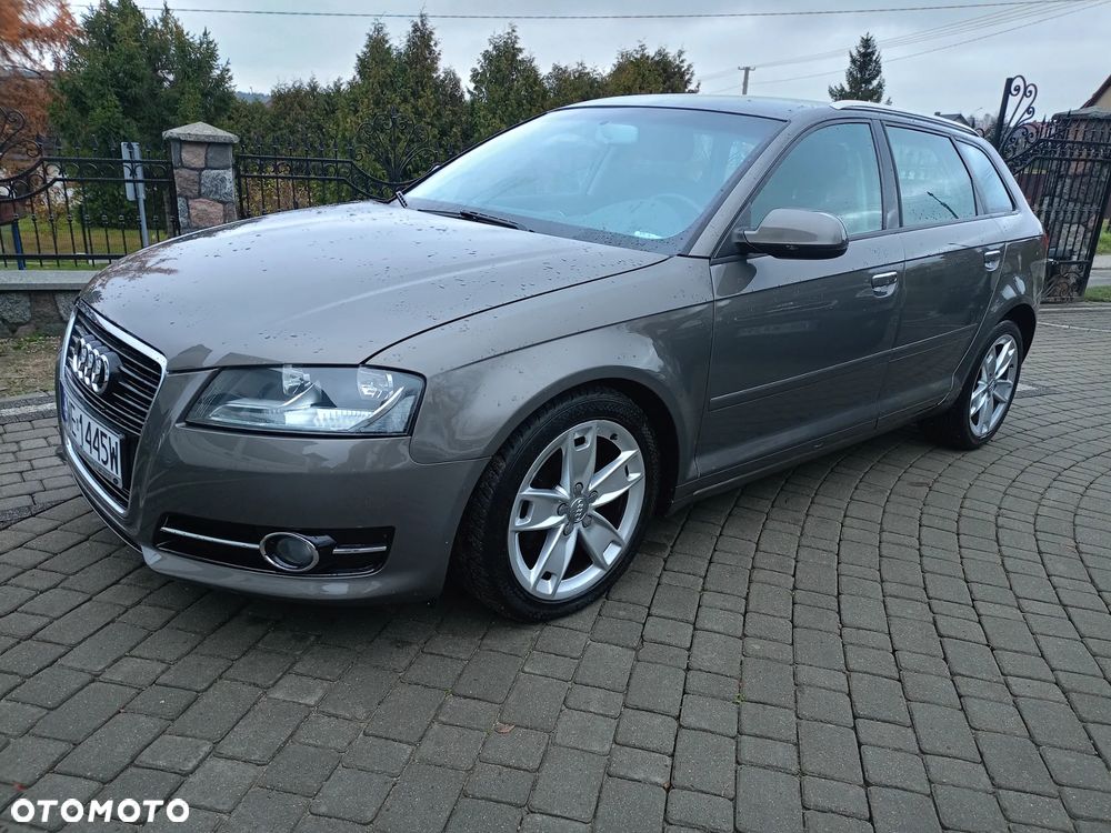 Audi A3 Sportback 2.0 TDI Attraction - 2