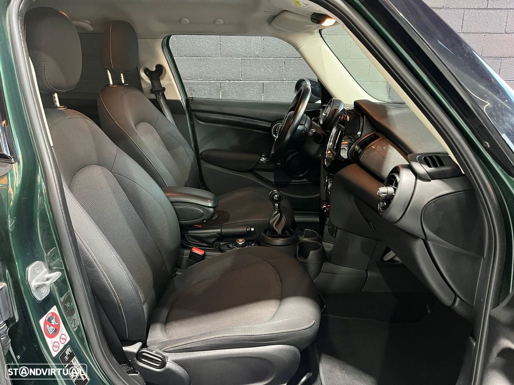 MINI 5 Portas Cooper D Seven Chili - 12