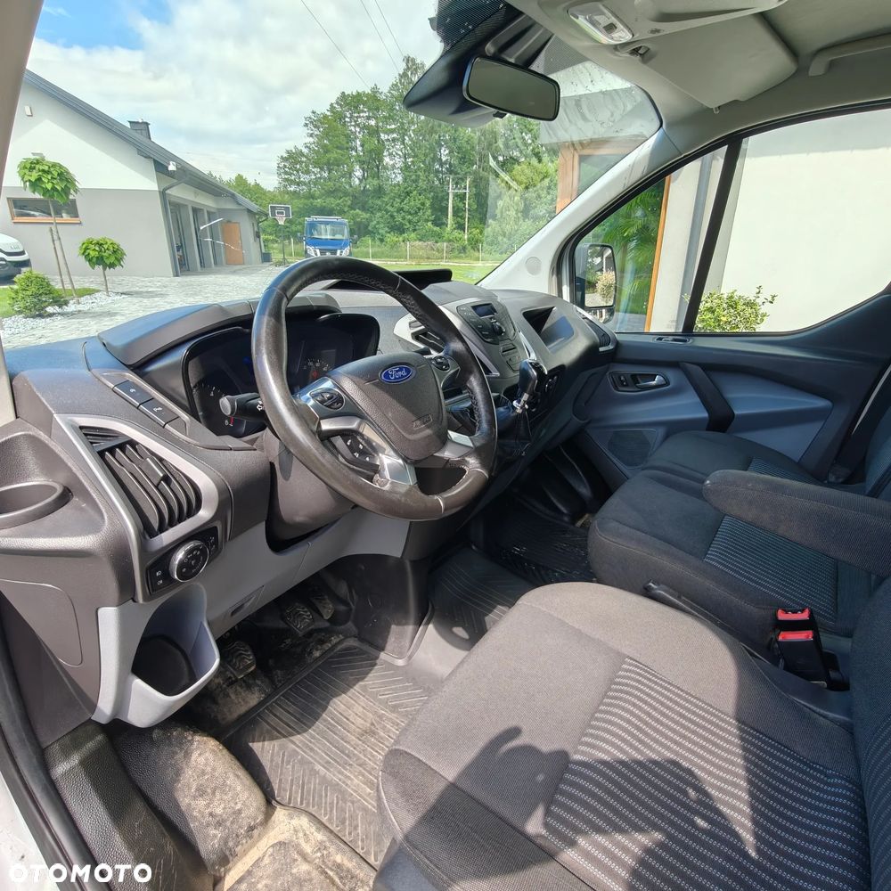 Ford Transit Custom - 10