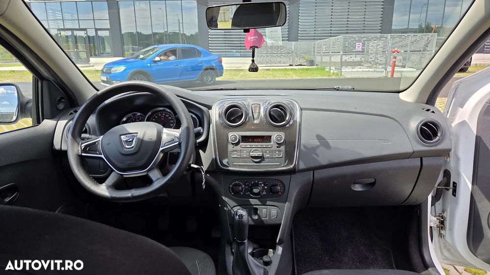 Dacia Logan ECO-G 100 Essential - 10