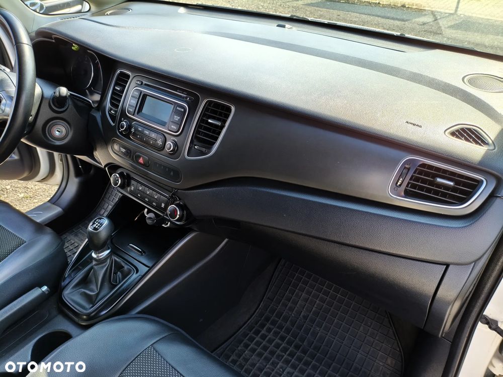 Kia Venga - 22