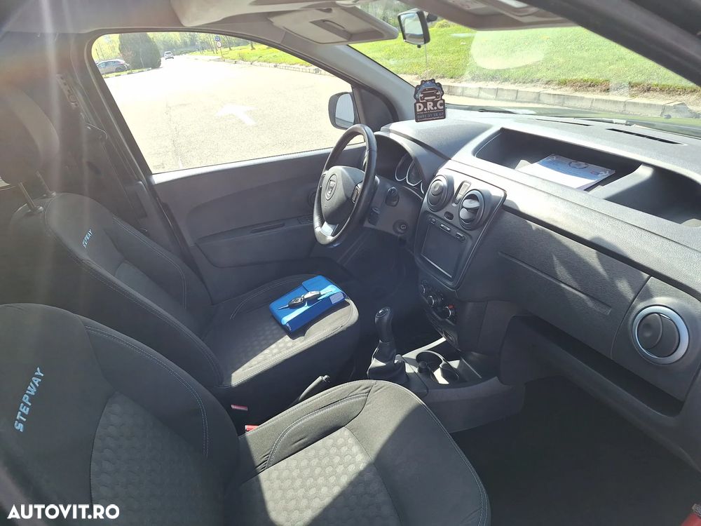 Dacia Dokker dCi 90 Stepway - 8