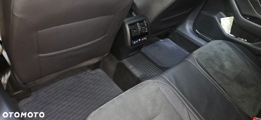 Volkswagen Arteon 2.0 TSI GPF R-Line DSG - 22