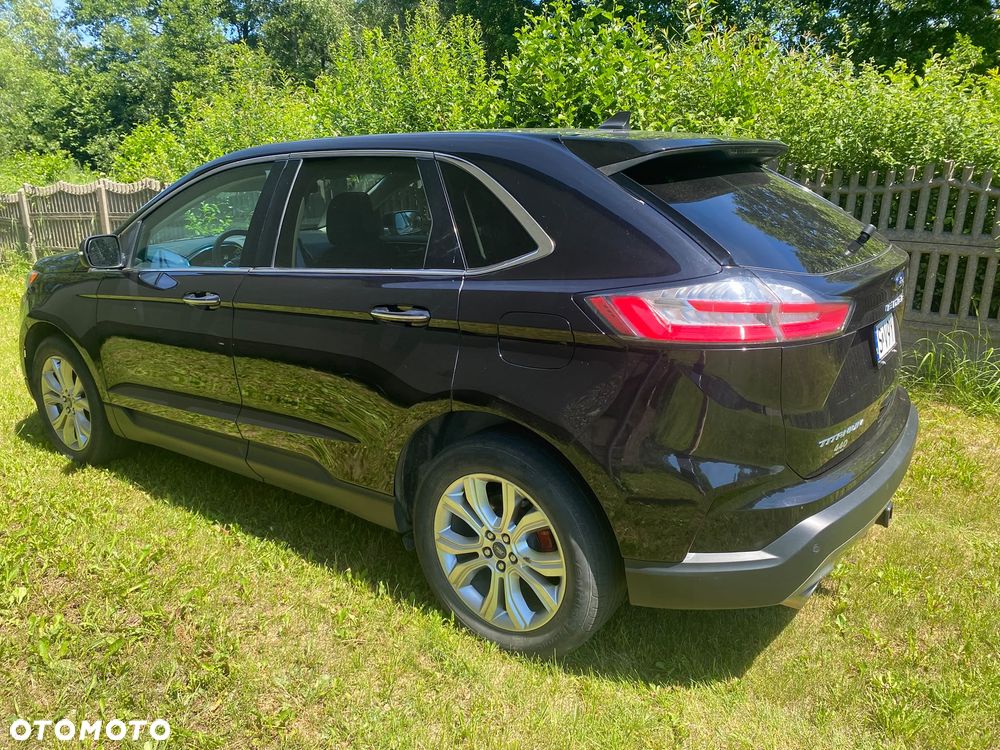 Ford Edge - 4