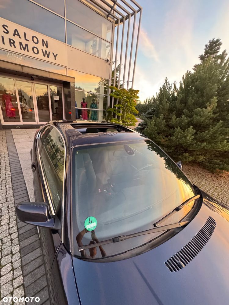 BMW Seria 3 330Ci - 24