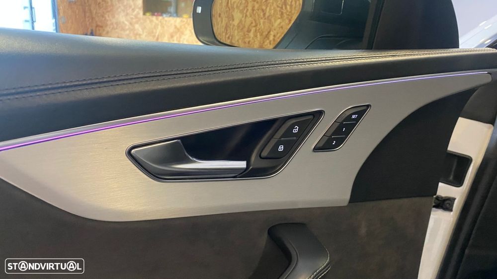 Audi Q8 3.0 TDI 50 quattro Tiptronic - 28