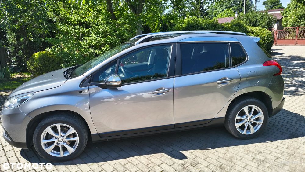 Peugeot 2008 - 11