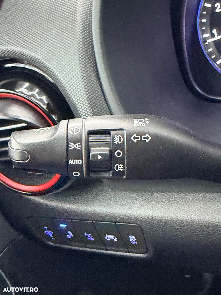 Hyundai KONA 1.0 T-GDI Premium - 32