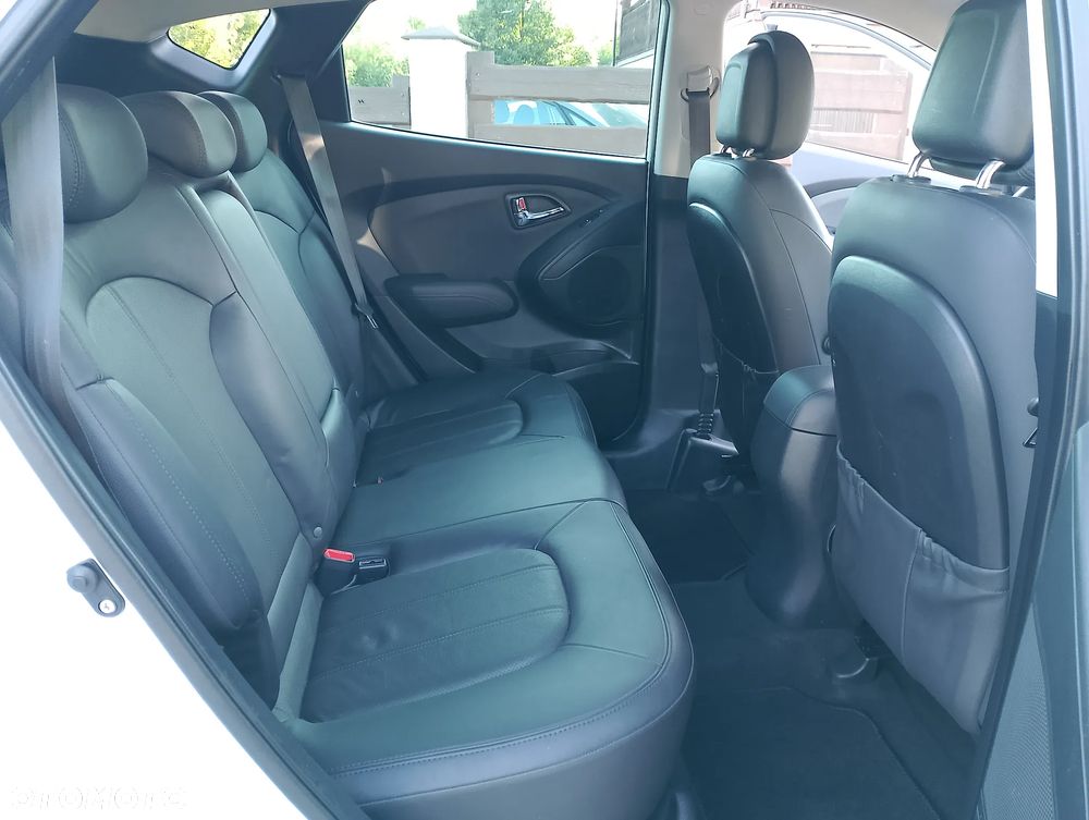 Hyundai ix35 2.0 CRDi Premium 2WD - 19