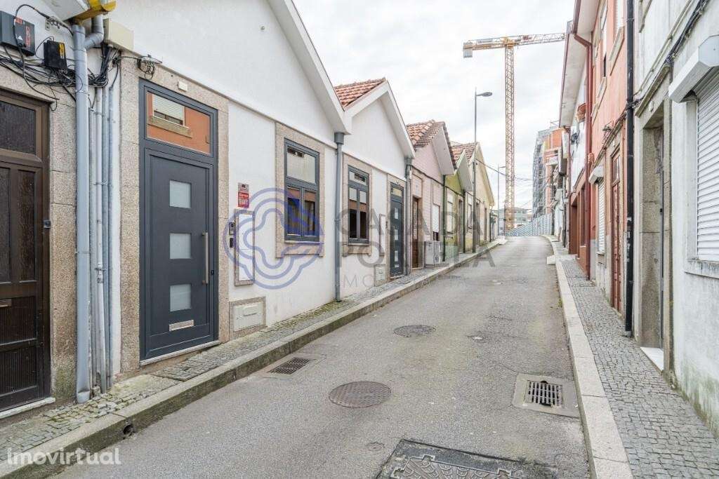 Moradia T2+1 Mezzanine c/ logradouro e anexo - Mafamude, Vila Nova de - Grande imagem: 5/33