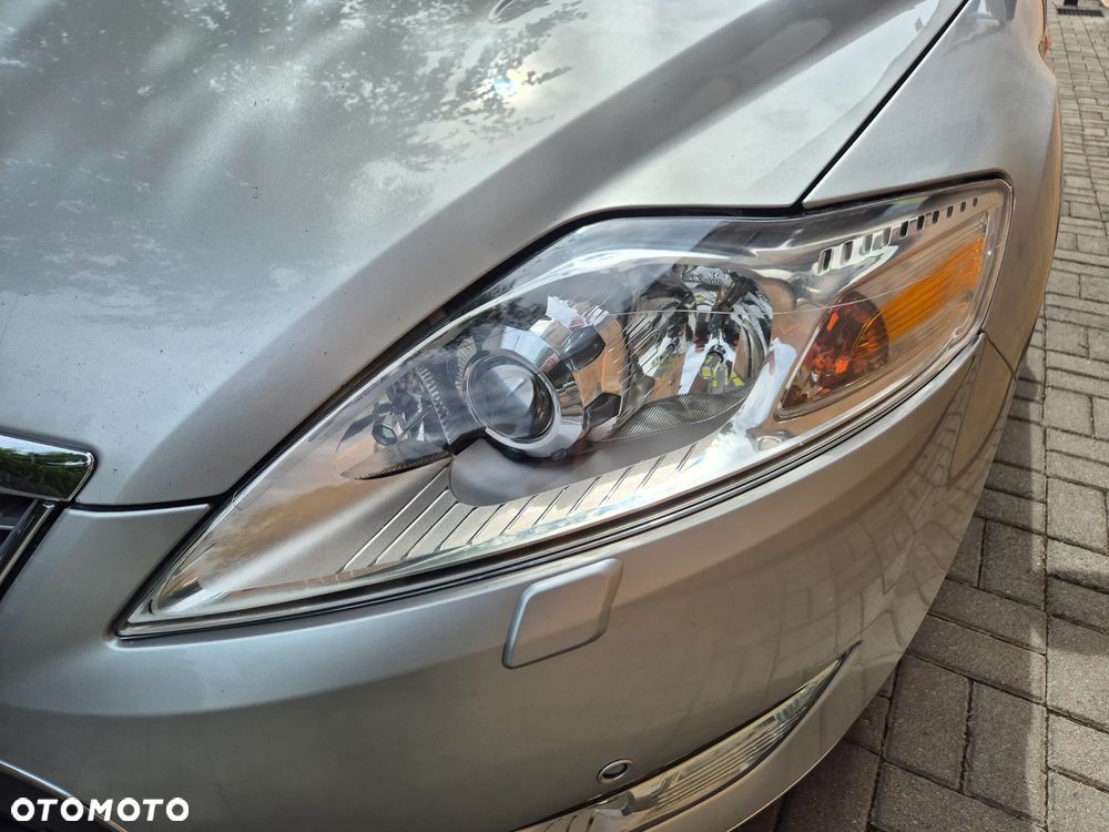 Ford Mondeo - 13