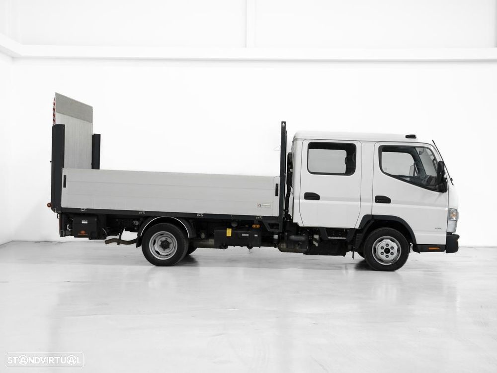 Mitsubishi Fuso Canter 3C15D 6 Lugares c/iva - 2
