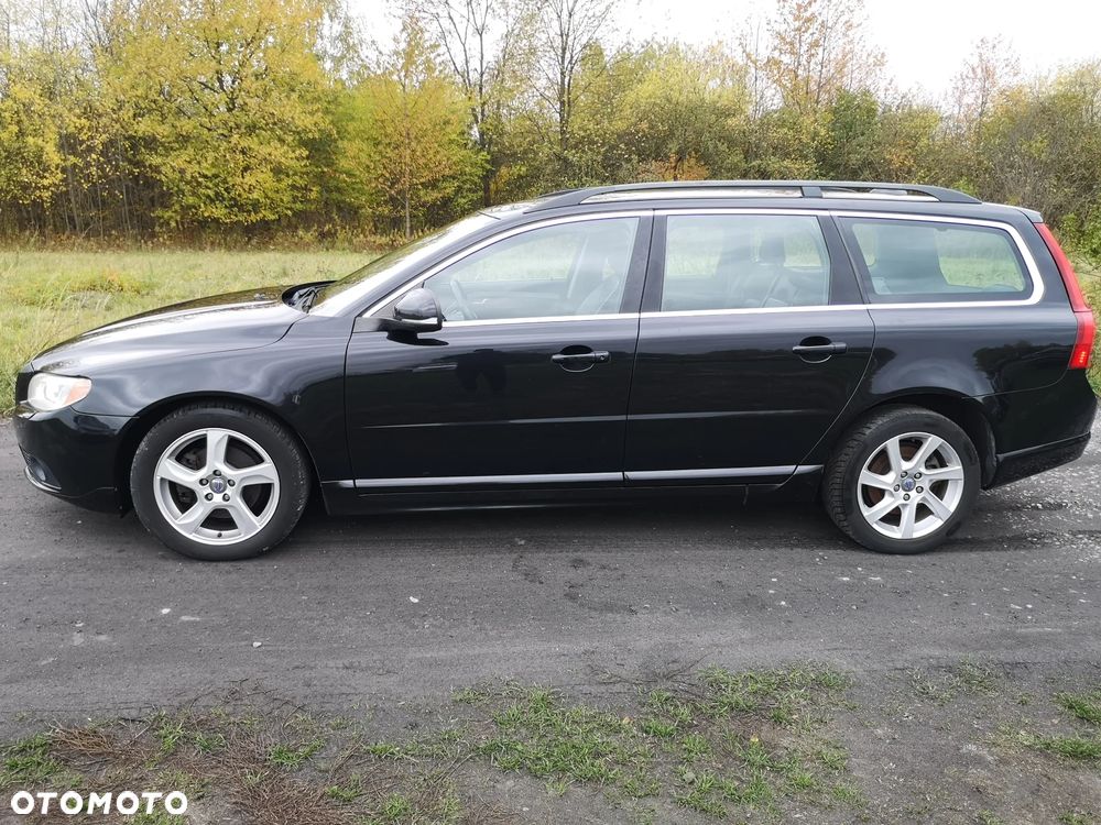 Volvo V70 T4 Momentum - 17