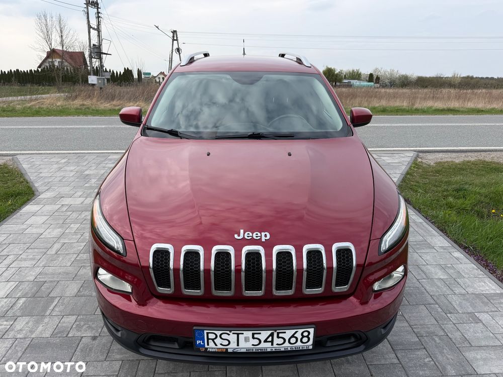 Jeep Cherokee - 25