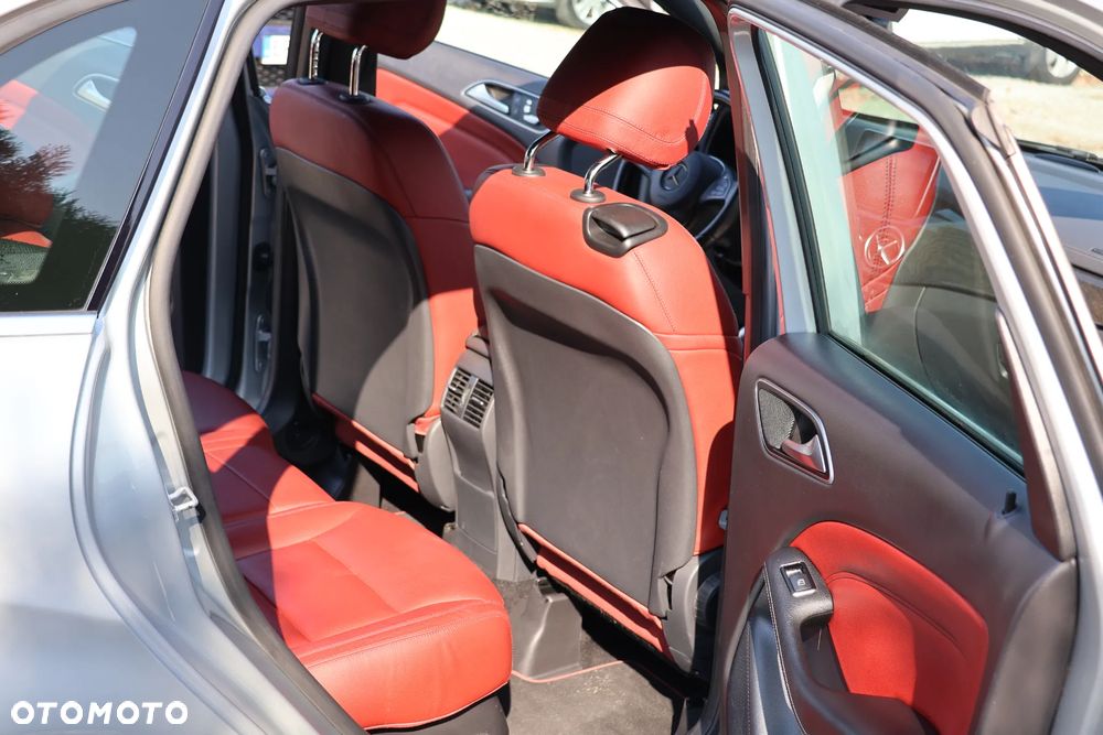 Mercedes-Benz Klasa B 180 CDI - 12