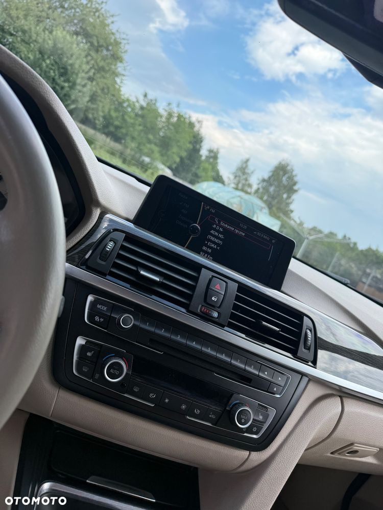 BMW Seria 3 320d - 11