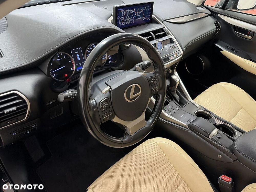 Lexus NX 300 Comfort AWD - 11