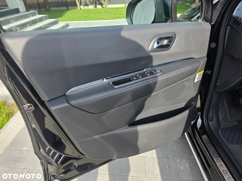 Peugeot 3008 155 THP Premium - 22