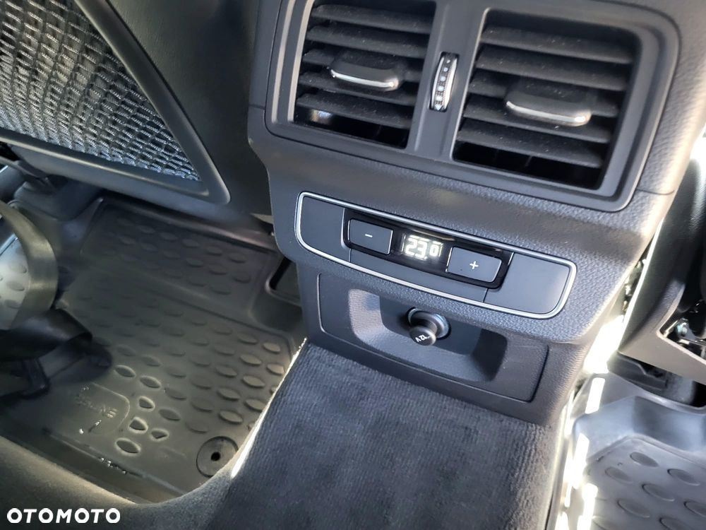 Audi Q5 40 TDI quattro S tronic S line - 22