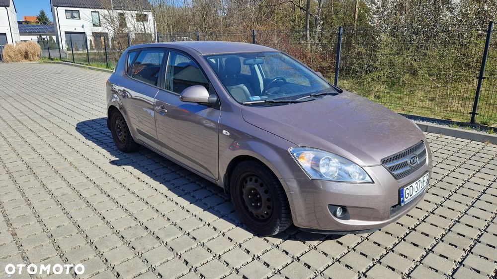 Kia Ceed 1.6 Crdi Comfort - 29