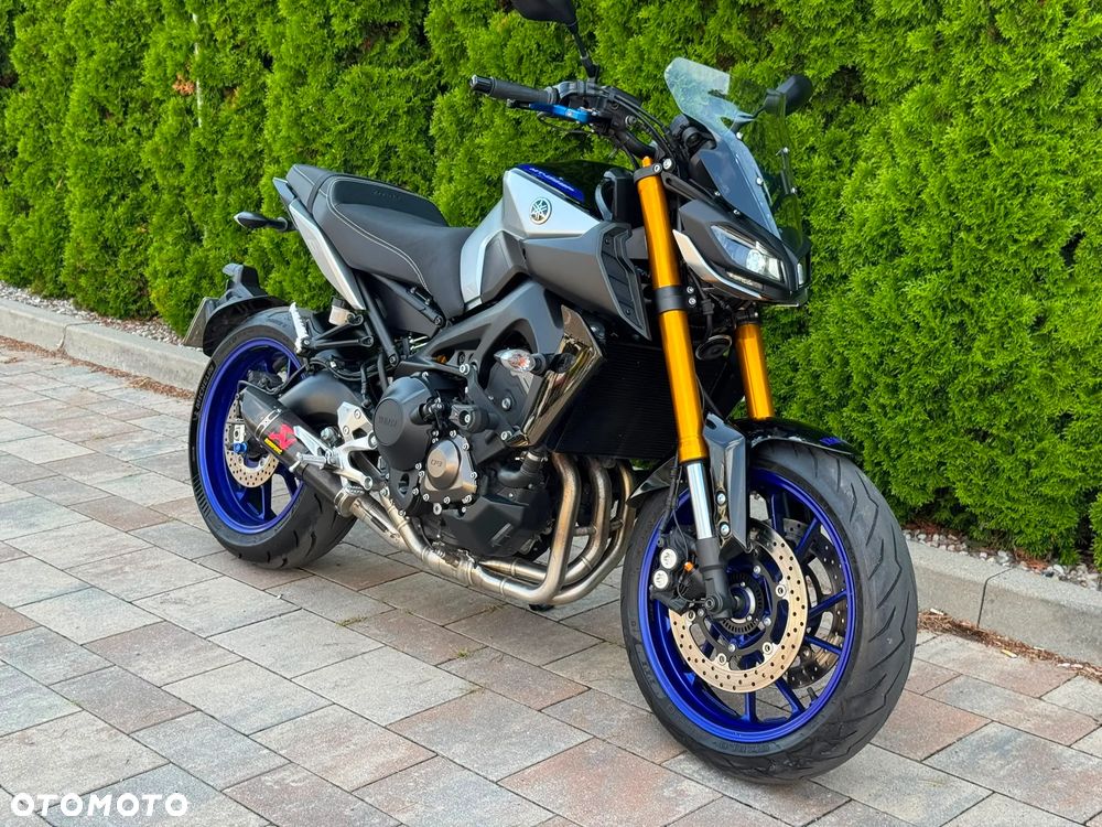 Yamaha MT - 2