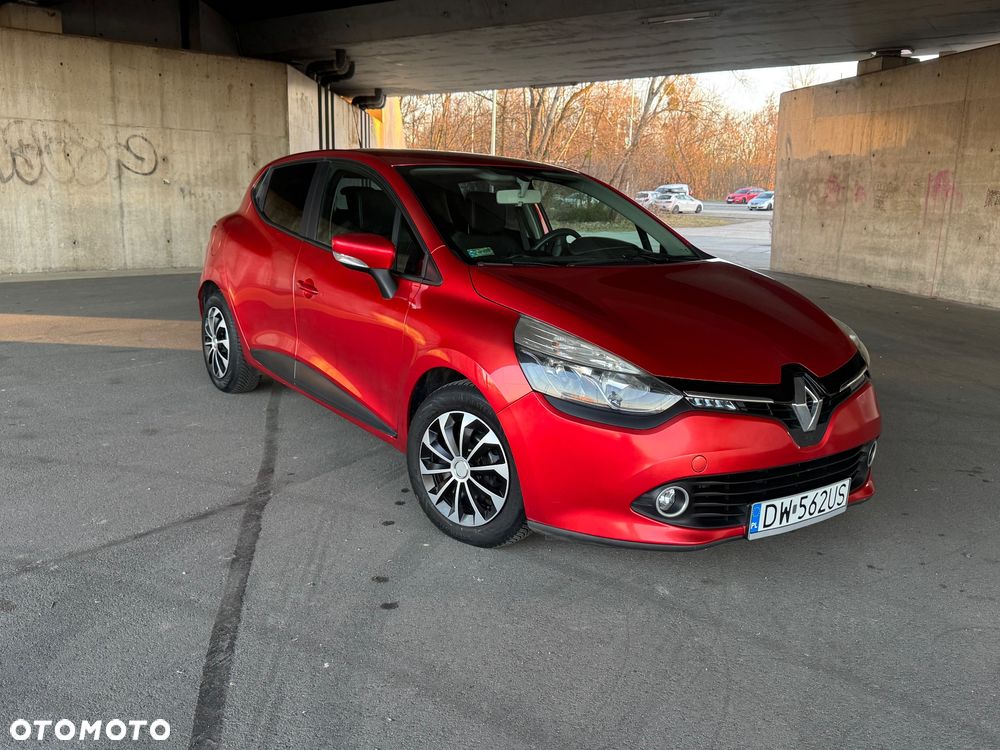Renault Clio 1.2 16V Intens - 1