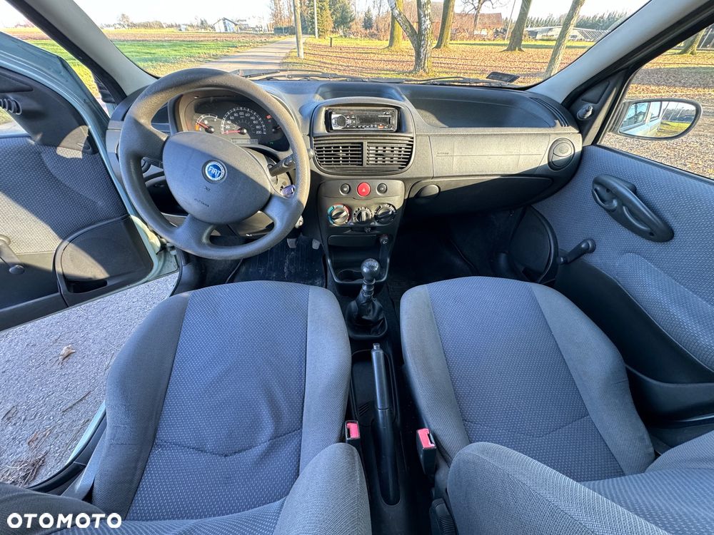 Fiat Punto 1.2 8V - 12