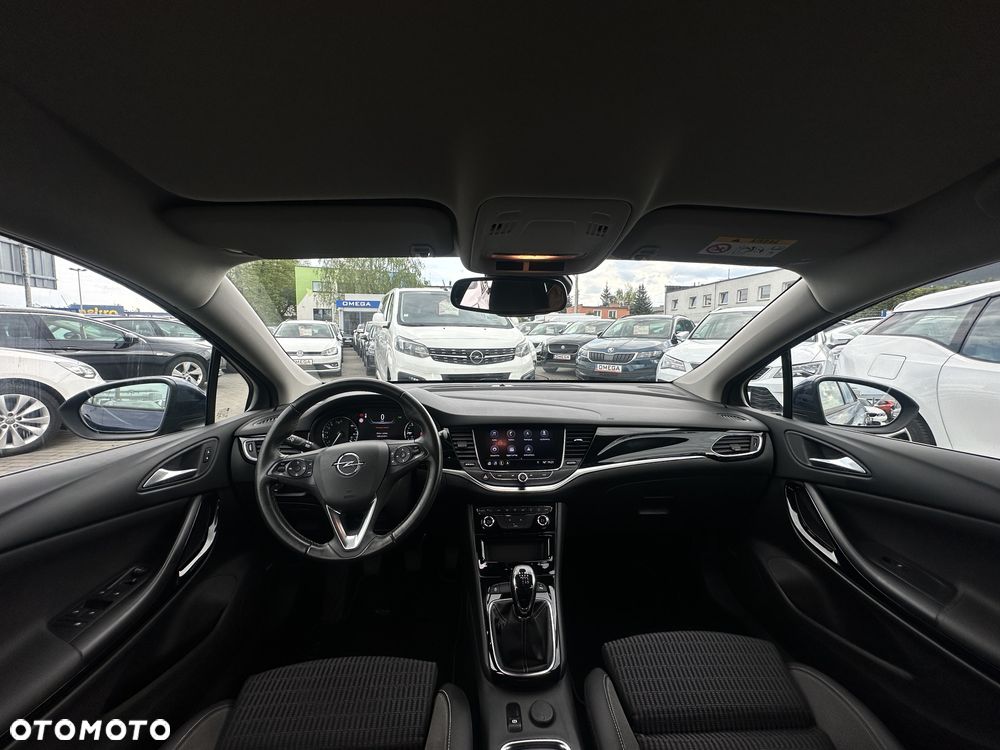 Opel Astra Sports Tourer 1.2 Turbo Business Edition - 10