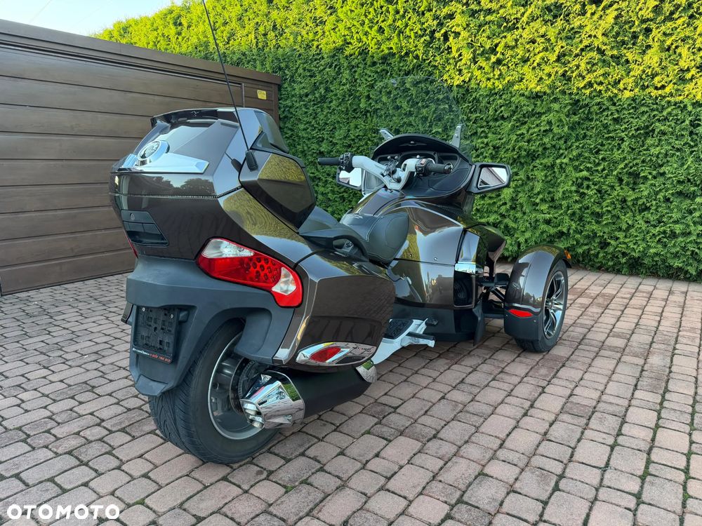 Can-Am Spyder - 5