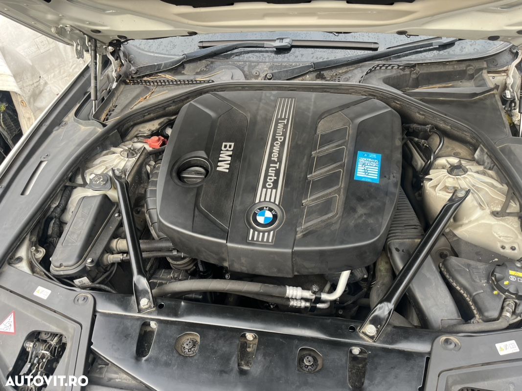 Dezmembram BMW 520d - 1
