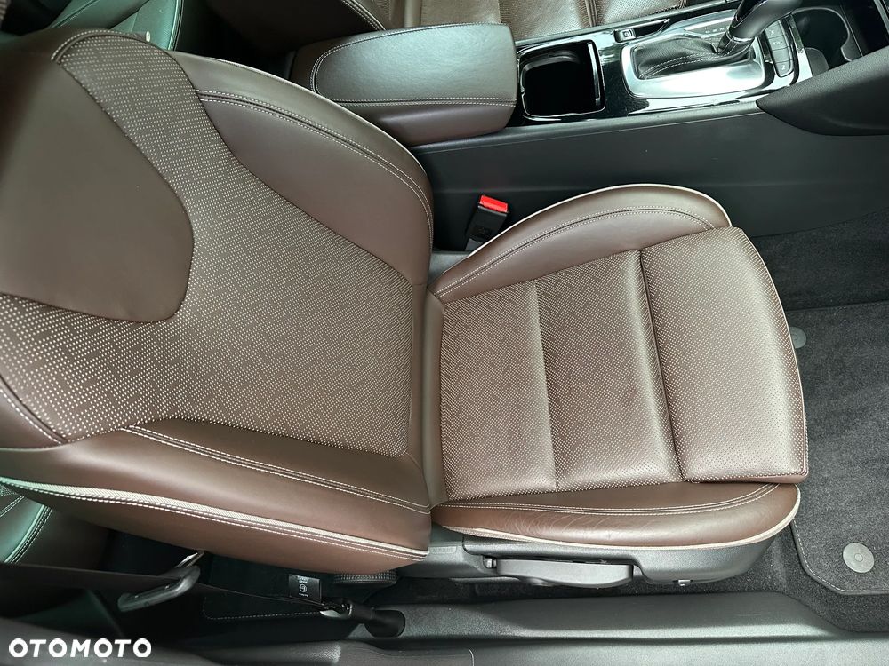 Opel Insignia 2.0 CDTI Business Elegance S&S - 26