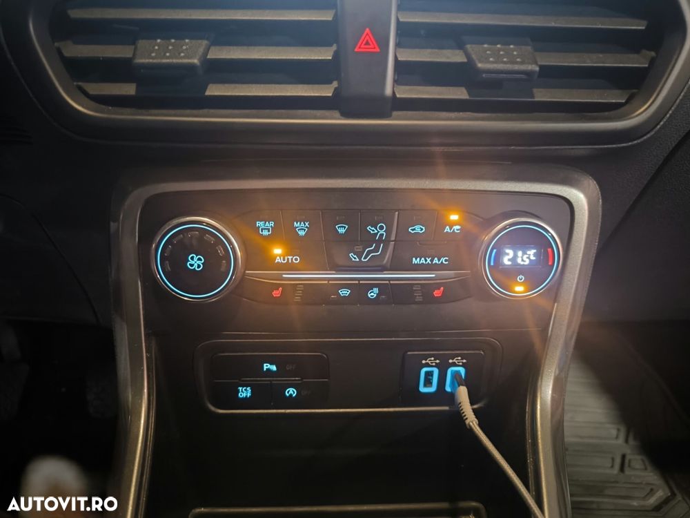 Ford EcoSport - 10