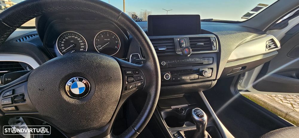 BMW 118 d Urban Line - 12