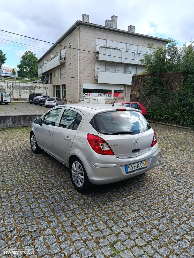 Opel Corsa - 4