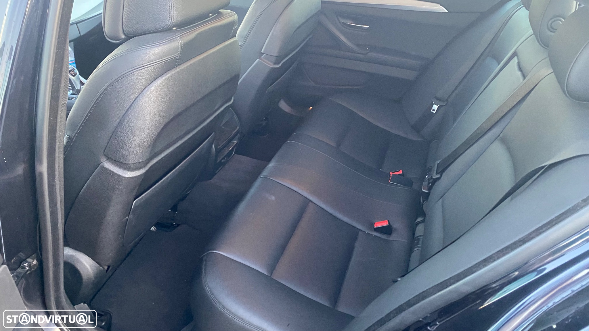 BMW 535 d xDrive Pack M Auto - 12