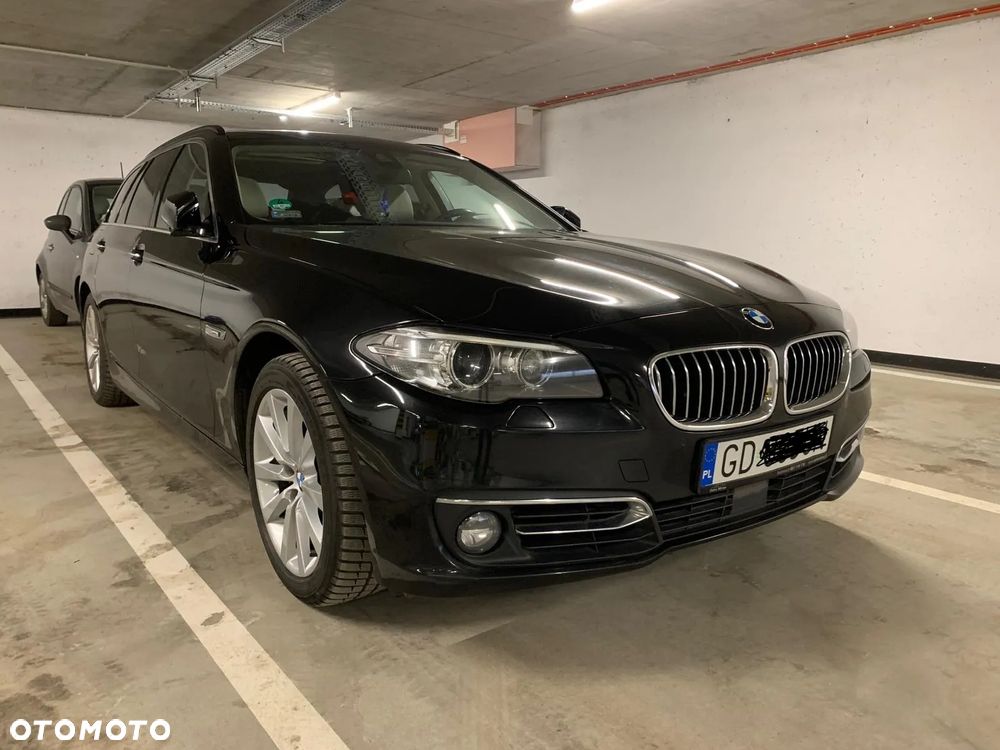 BMW Seria 5 525d xDrive Sport-Aut Luxury Line - 2
