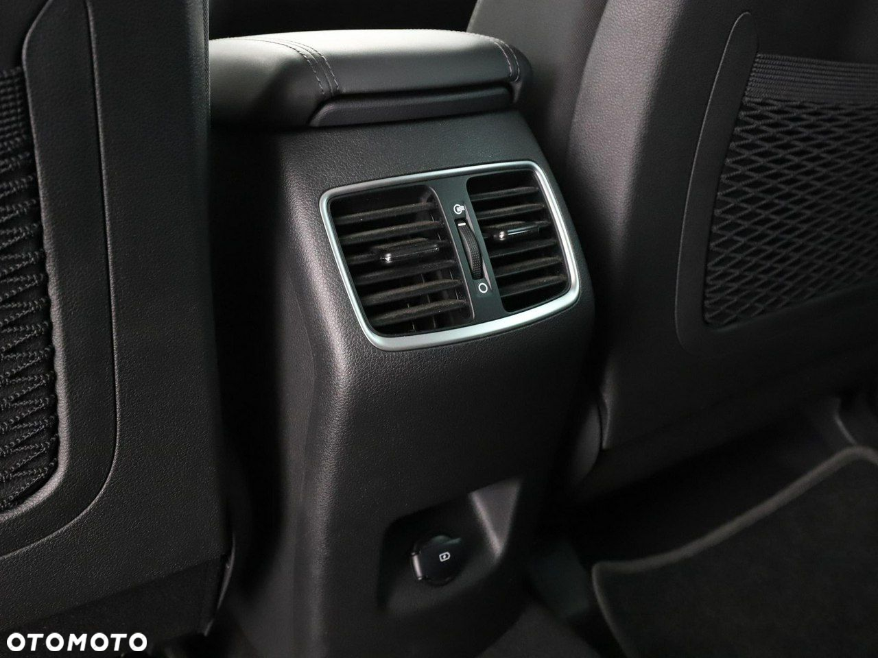Hyundai Tucson 1.6 GDi 2WD Style - 37