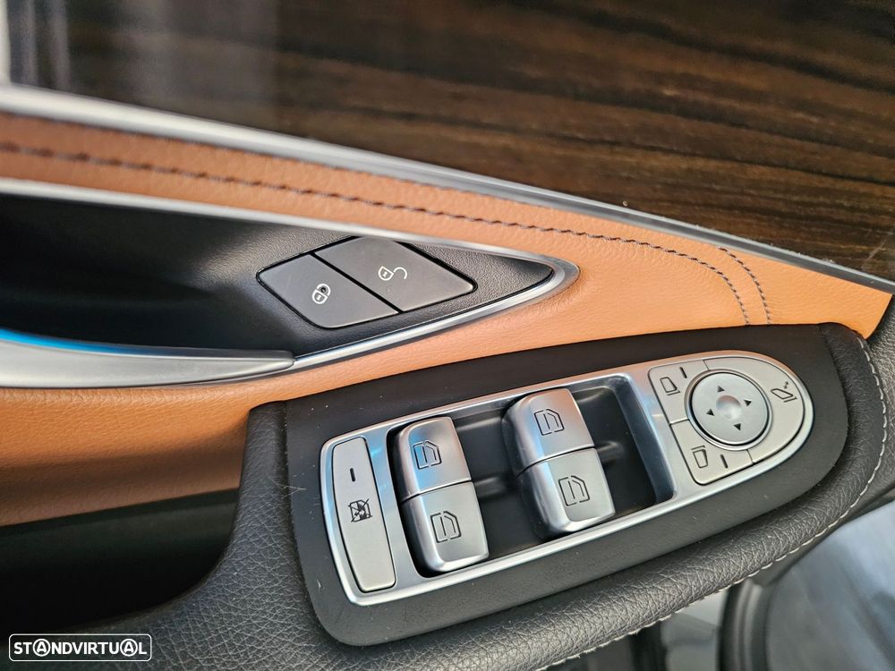 Mercedes-Benz GLC 220 d 4Matic 9G-TRONIC Edition 1 - 23