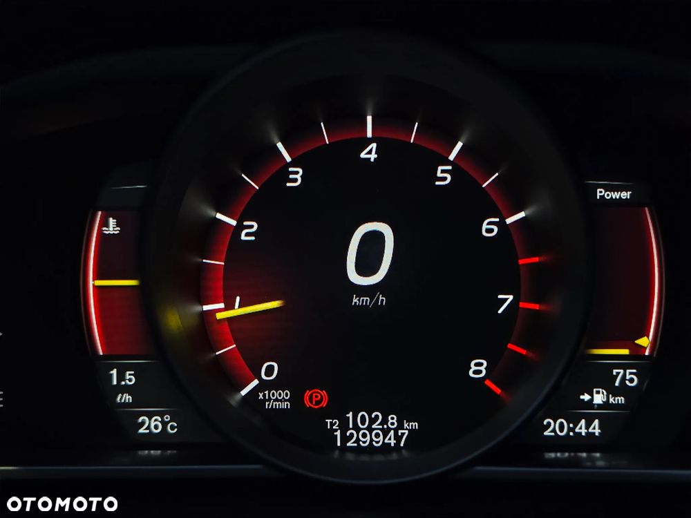 Volvo V40 T3 Drive-E R-Design Momentum - 24