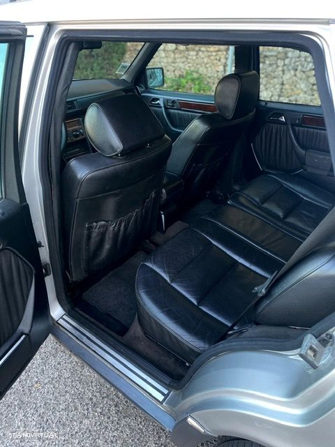 Mercedes-Benz W124 (1984-1997) 300 TD - 3
