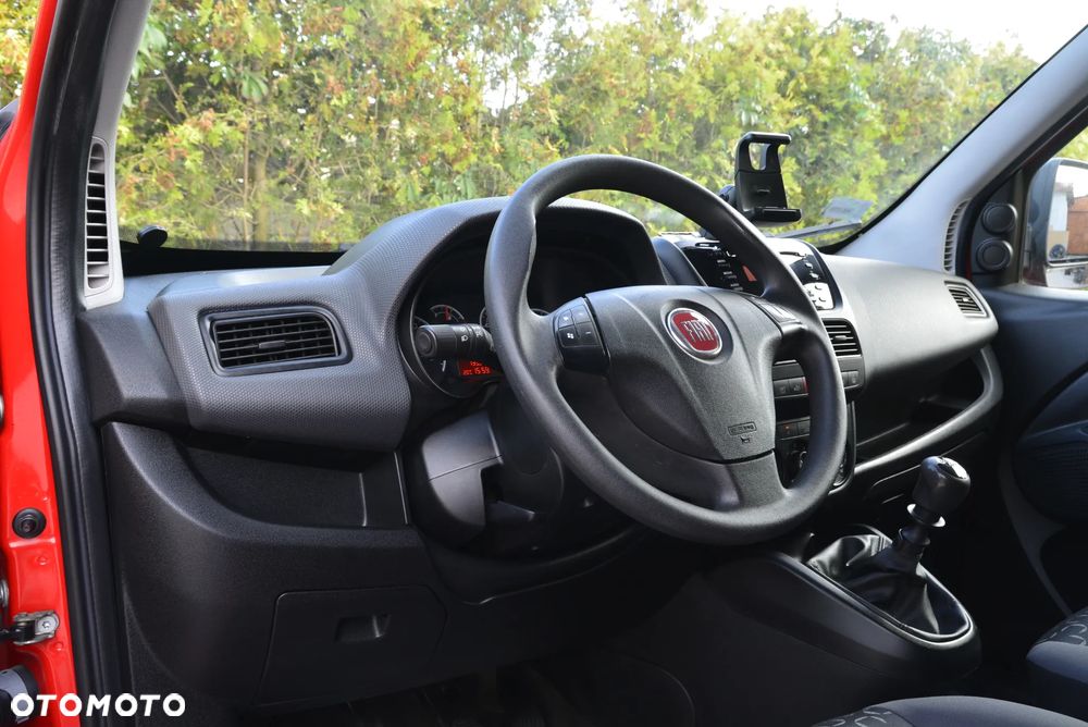 Fiat Doblo - 32