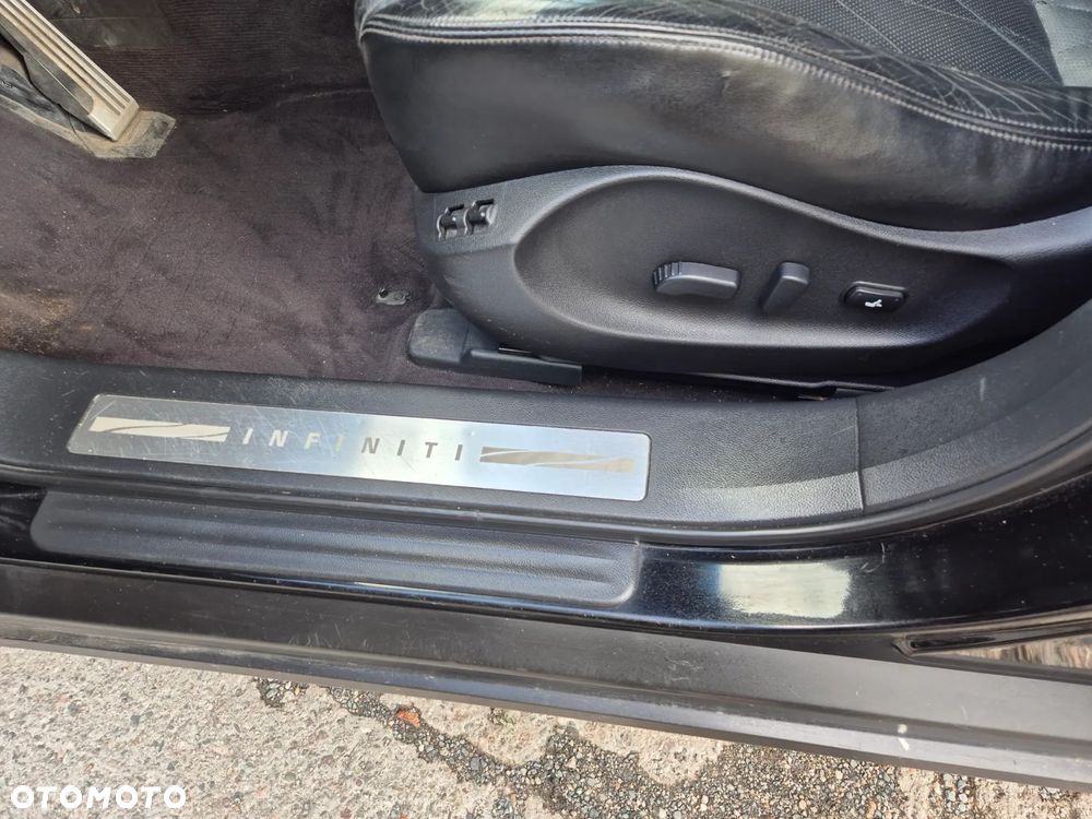 Infiniti FX FX30d S - 21