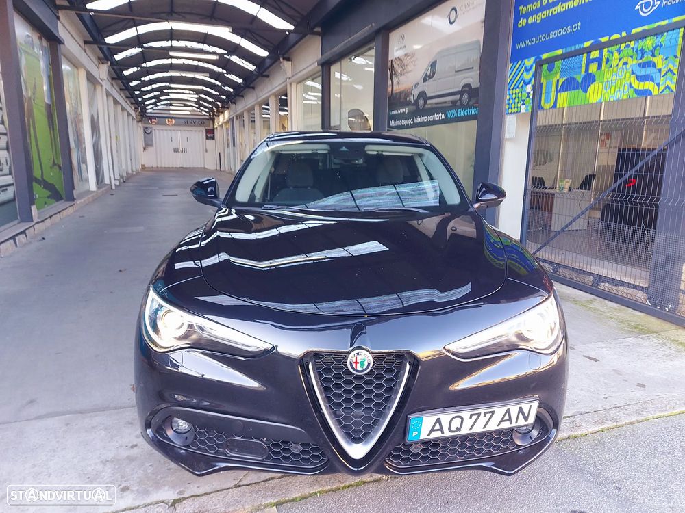 Alfa Romeo Stelvio 2.2 D Super AT8 - 6
