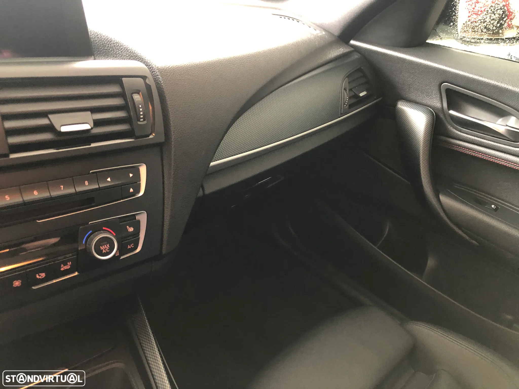 BMW 228 i Coupe Sport-Aut. Sport Line - 27