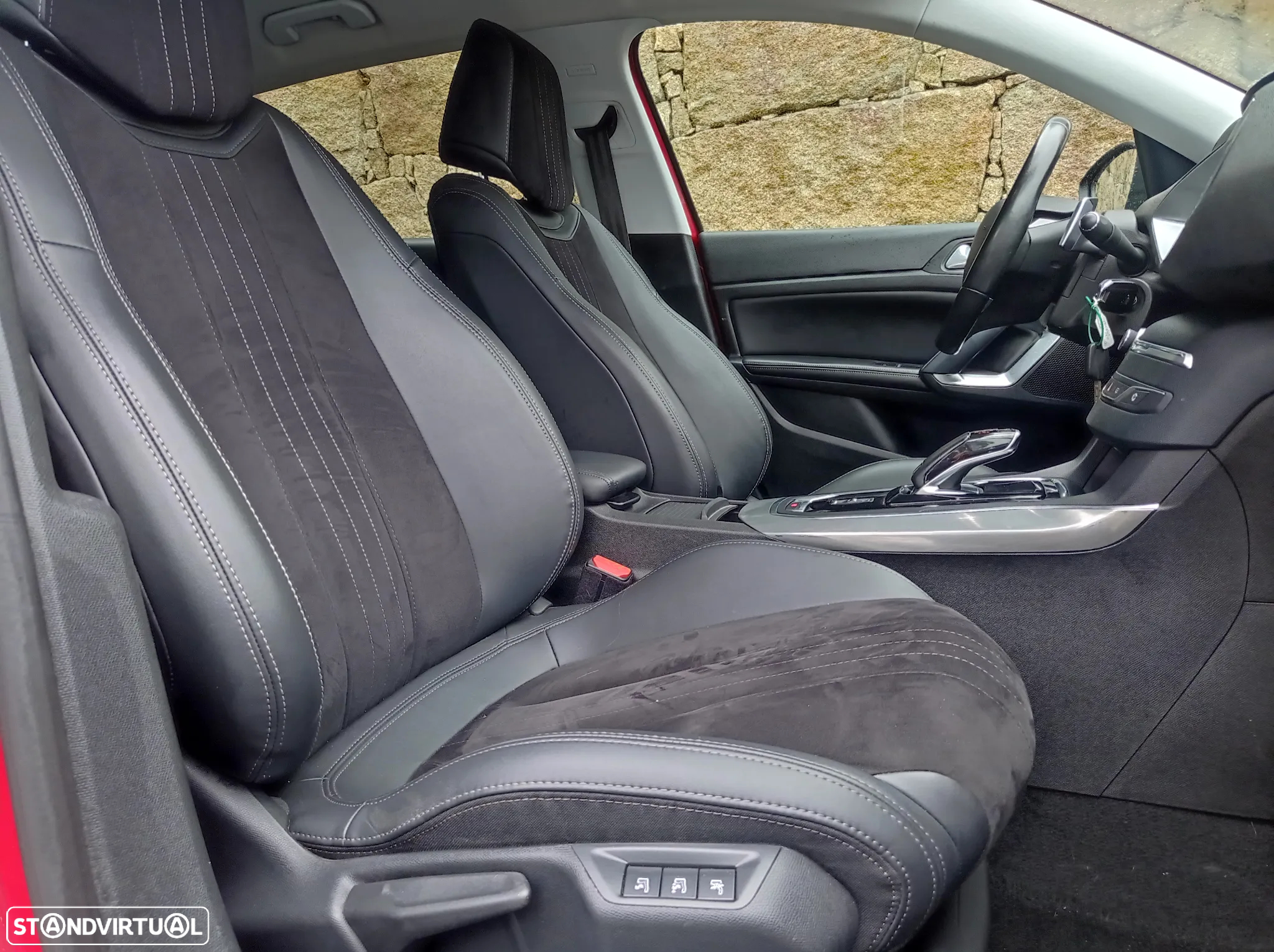 Peugeot 308 1.2 PureTech Allure EAT8 - 10