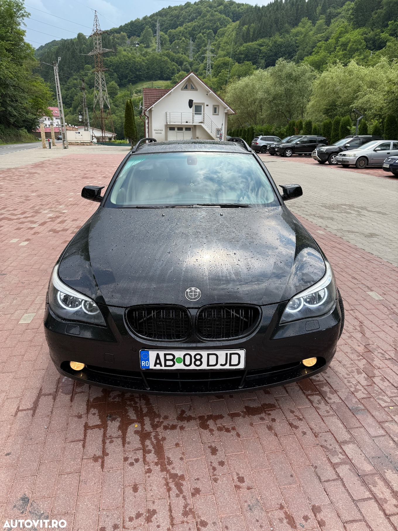 BMW Seria 5 525d Touring - 2