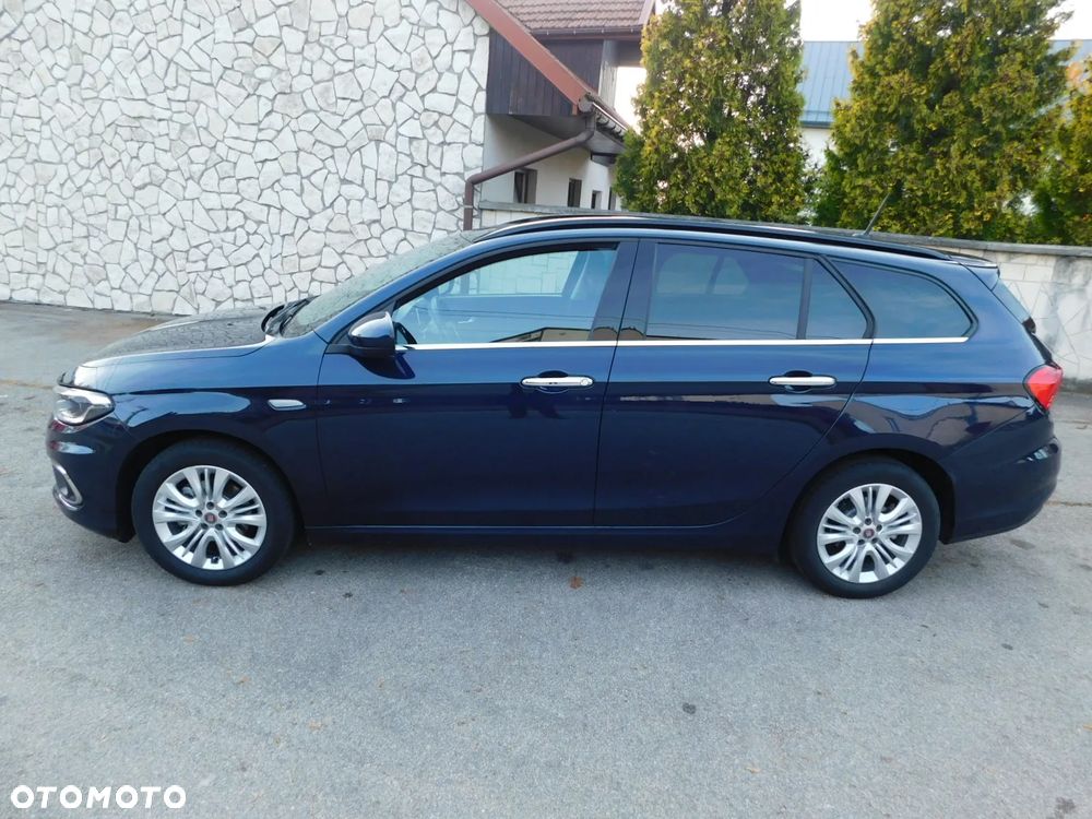 Fiat Tipo 1.4 T-Jet 16v Lounge EU6d - 4