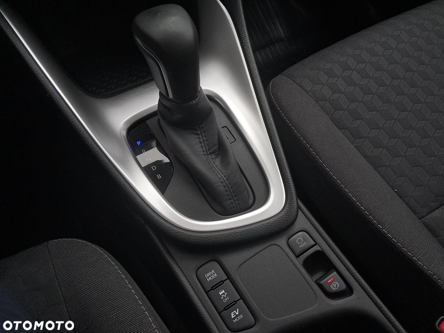 Toyota Yaris Hybrid 1.5 Comfort - 23